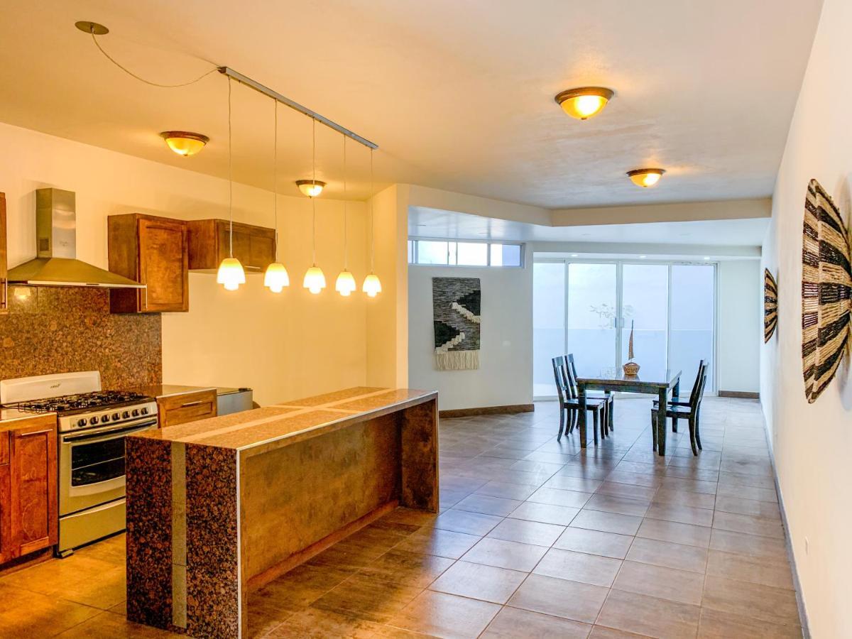 Beautiful 3 Bdr 2,5 Bath- Steps From Beach W/Pkg Тихуана Экстерьер фото